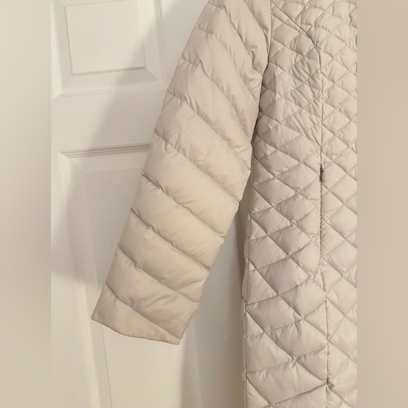 Eddie Bauer 2019 Alpendown Parka White Long Hooded Women's Size Small - Picture 5 of 16